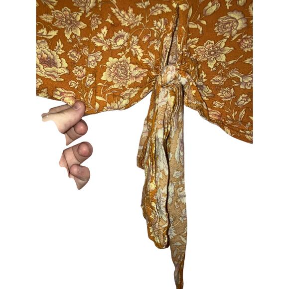 American Eagle Boho Floral Tie Front Bell Sleeve Top Medium - Picture 3 of 7